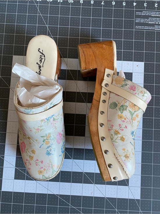 Free People Shoes - Free People Cream Floral Leather Clog Mules with Studded Wooden Heel 41